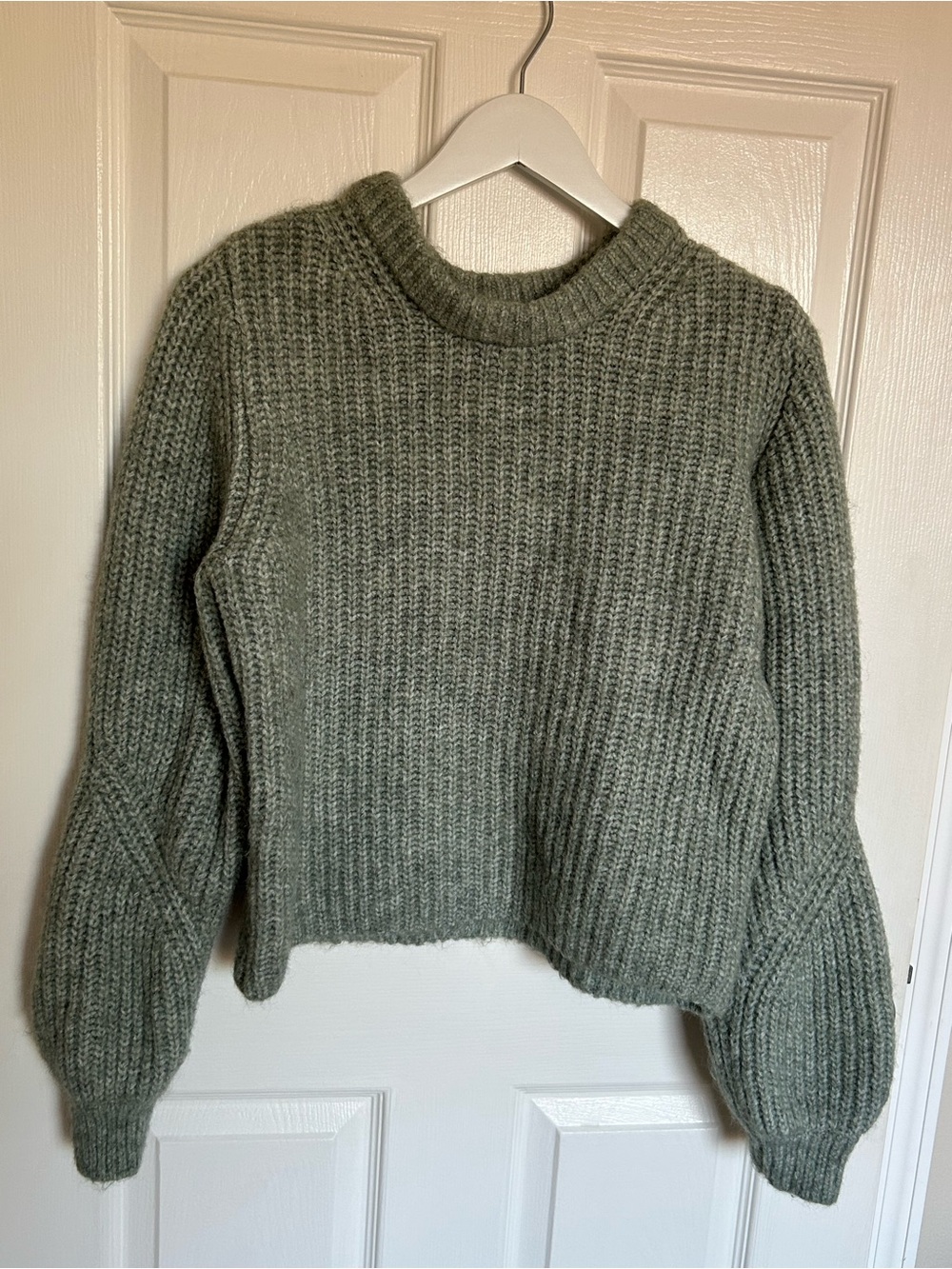 LOFT Olive Ribbed Crewneck Sweater with Balloon Sleeves